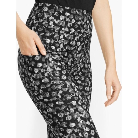 NWOT Women’s P On The Move T By Talbots UPF 50+ Full Length Leggings Floral - Picture 1 of 11